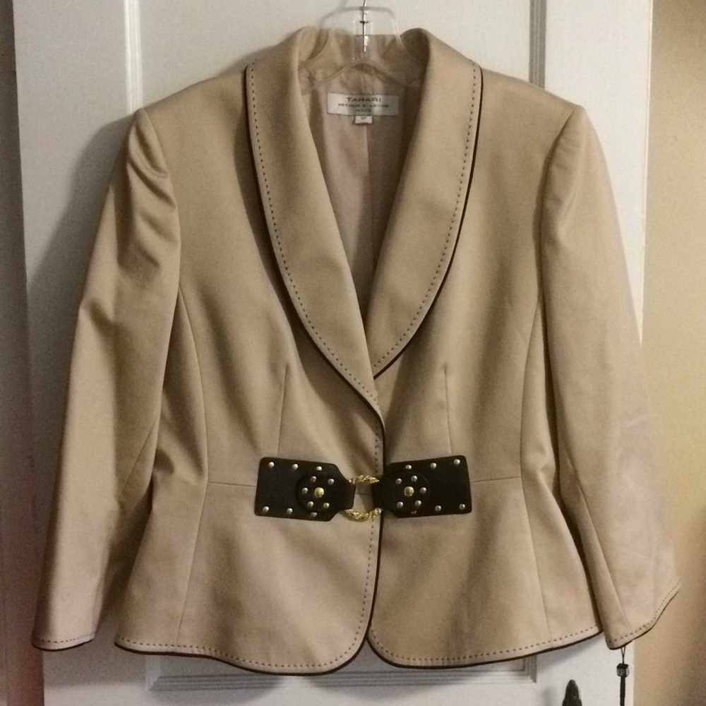Tahari Cream blazer with leather buckle detail